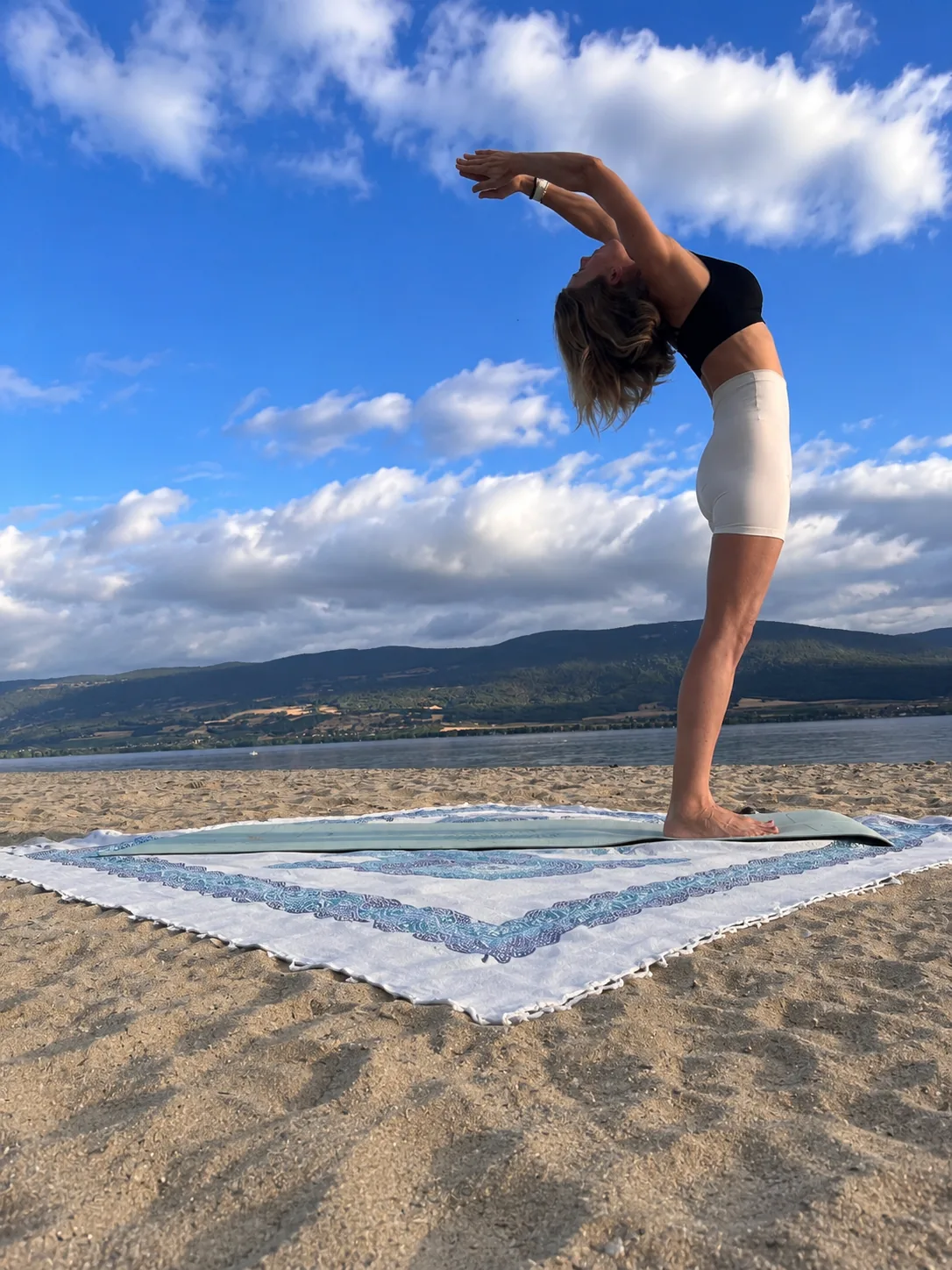 Valérie, enseignante de yoga – VO2 Sport